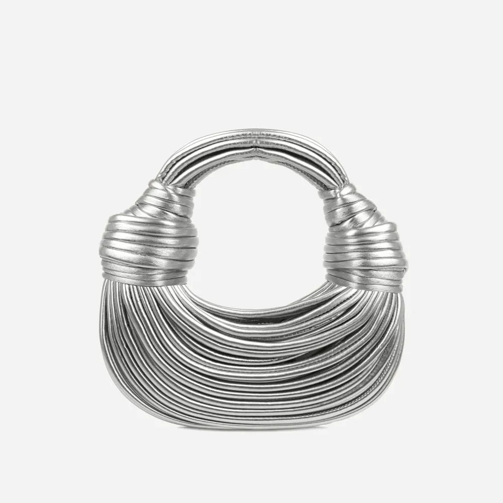 Lyxig statementväska med elegant design - Ebba