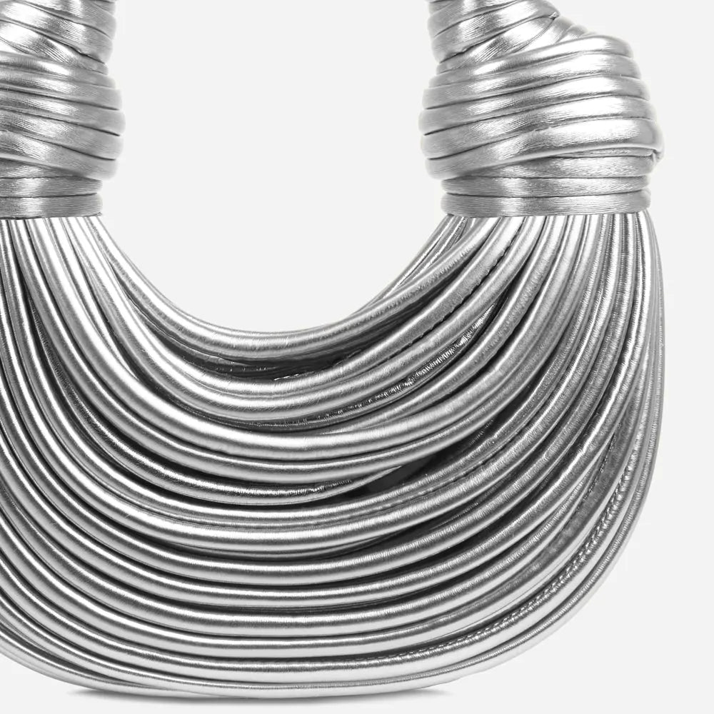 Lyxig statementväska med elegant design - Ebba