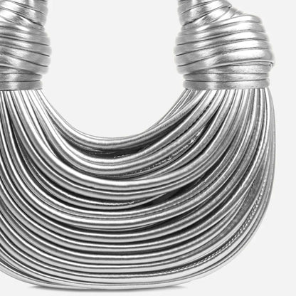 Lyxig statementväska med elegant design - Ebba