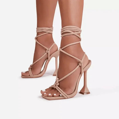Sandaler med remmar och fotled - Ofelia