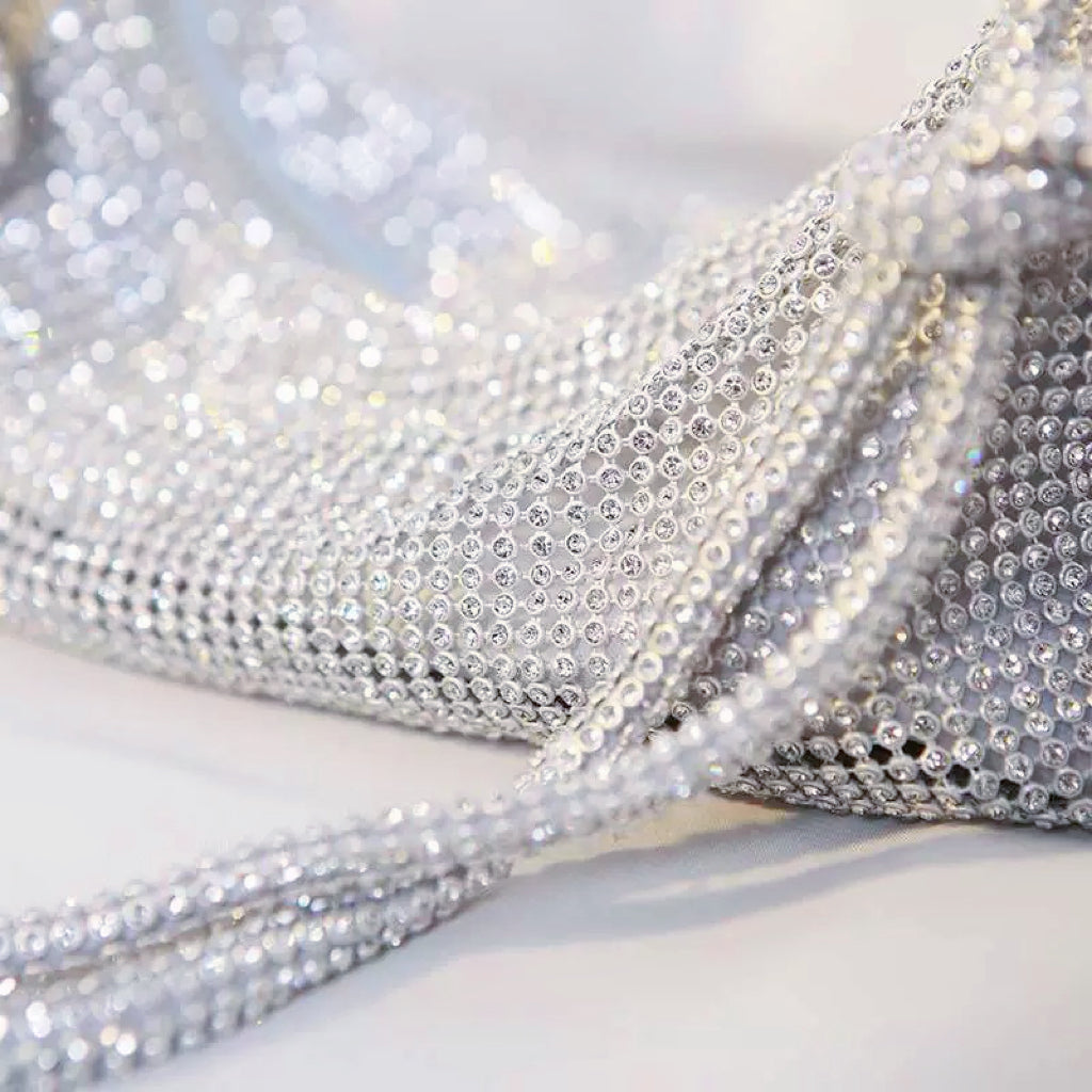 Elegant handväska med strassdetaljer - Filippa