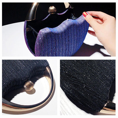 Chic texturerad clutch med metallhandtagsdetalj - Viola