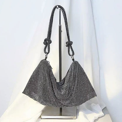 Elegant handväska med strassdetaljer - Filippa