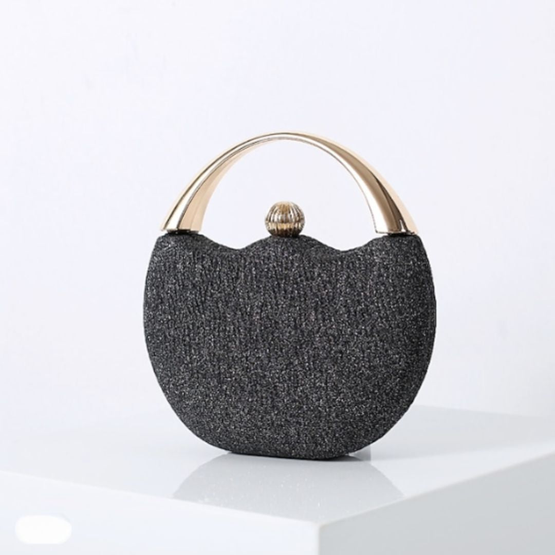 Chic texturerad clutch med metallhandtagsdetalj - Viola
