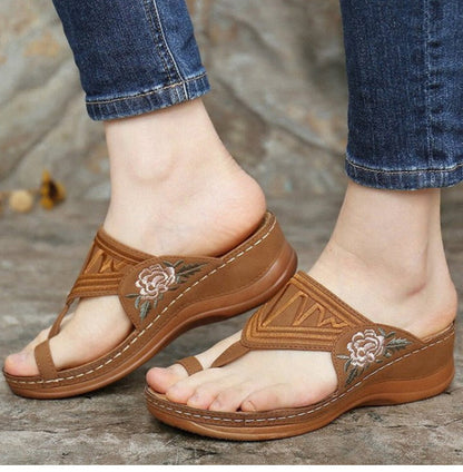 Damtofflor Broderad kil - Minnah