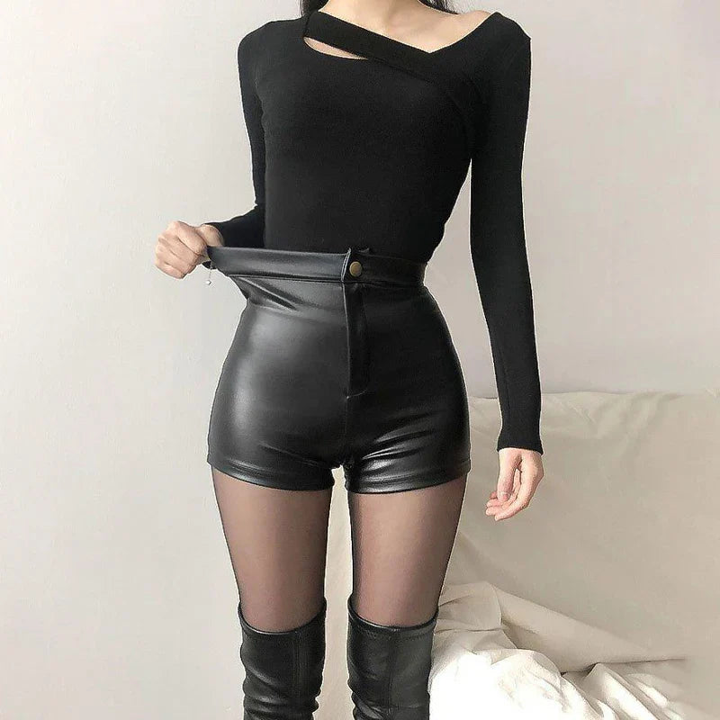 Svarta PU-shorts - Alvinia