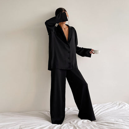 Överdimensionerat pyjamasset i satin siden - Mila