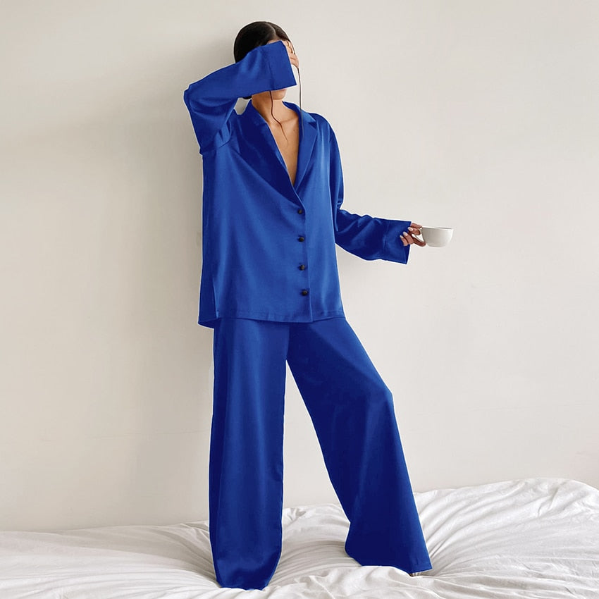 Överdimensionerat pyjamasset i satin siden - Mila