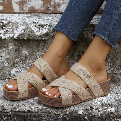 Korsad tjock vävd sandal - Laina
