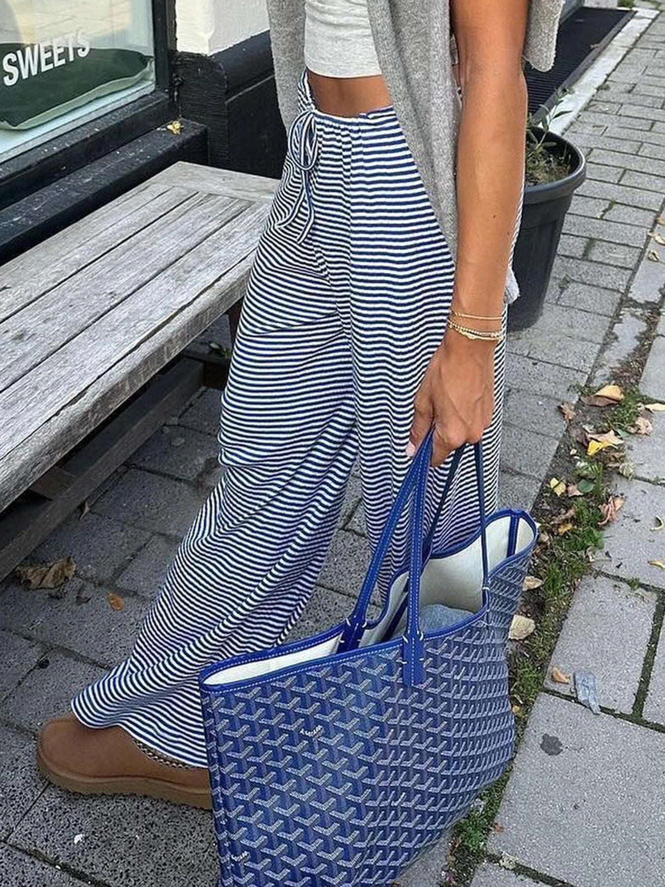 Träningsbyxor med låga ränder - Helena