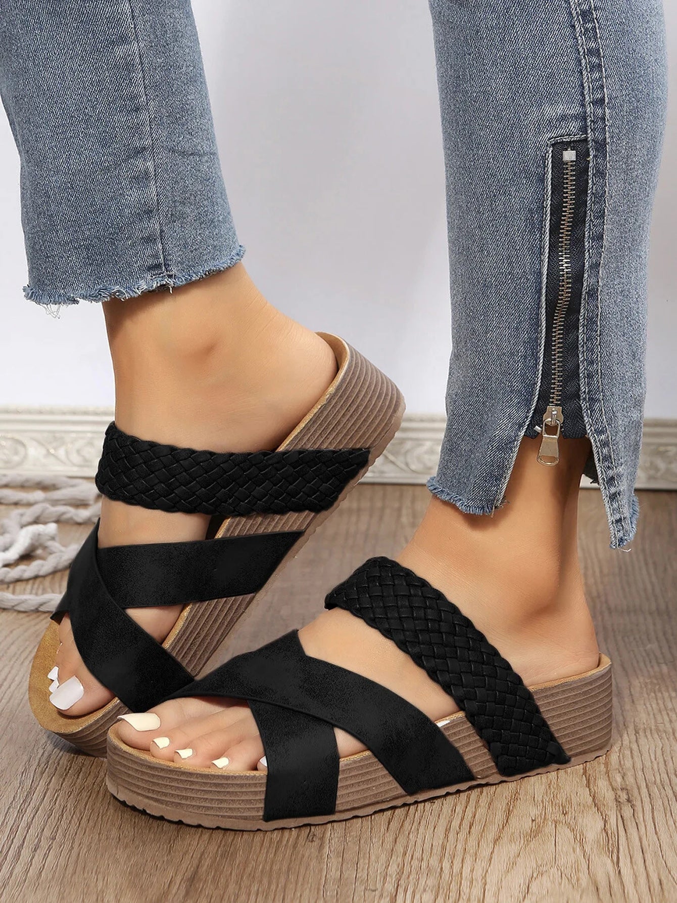 Korsad tjock vävd sandal - Elise