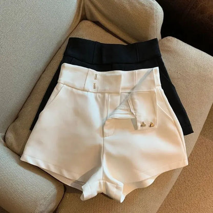 Dam Shorts - Lovisa