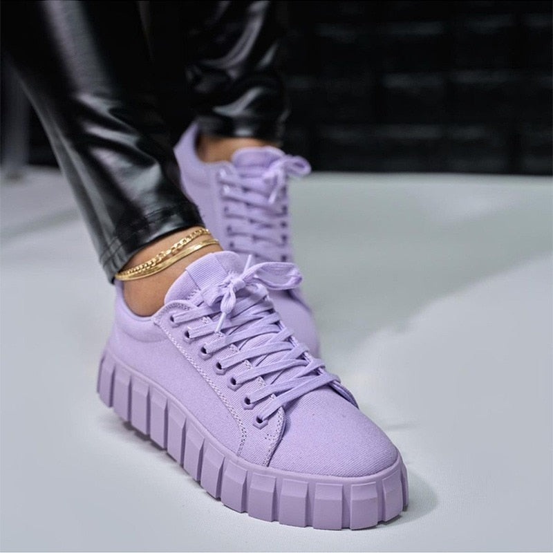 Svarta trendiga sneakers för kvinnor - Milda