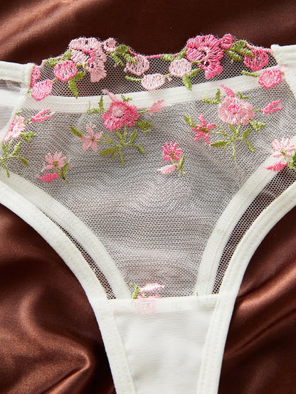 Underklädesset med blommigt broderi - Lizanne