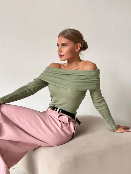 Off-shoulder stickad tröja - Dorotea