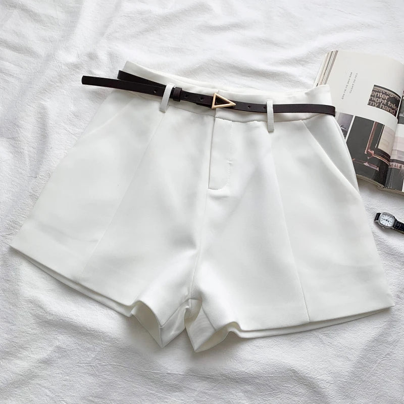 Casual shorts för kvinnor -  Laura