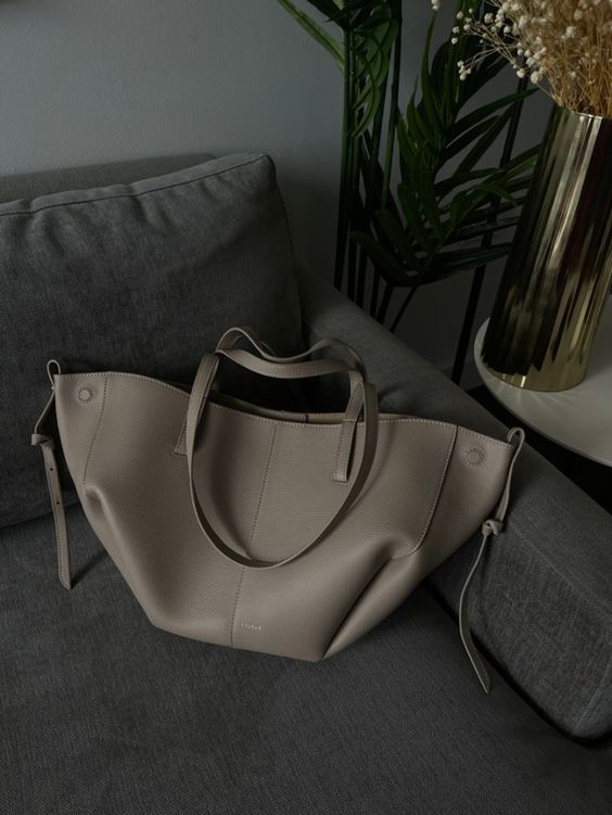 Vintage Tote Bag - Lenae