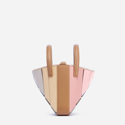 Modern handväska med geometrisk design i flera delar - Josefin