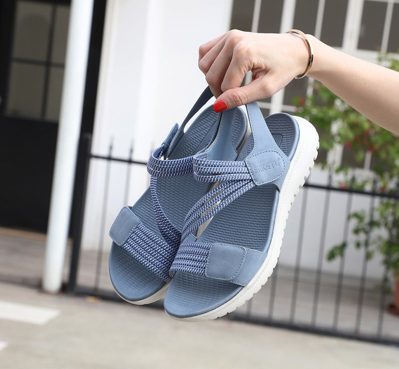 Sandaler med kilklack för kvinnor - Svanhild